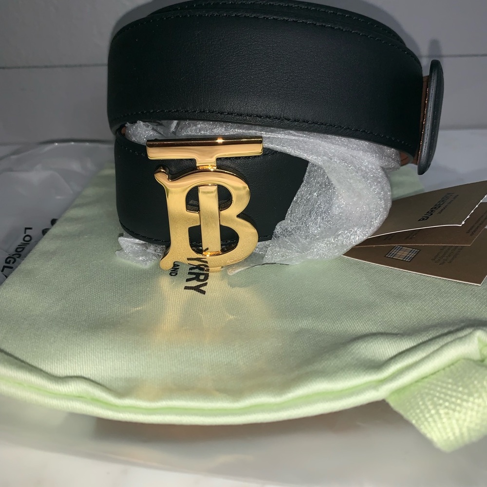 Burberry belt